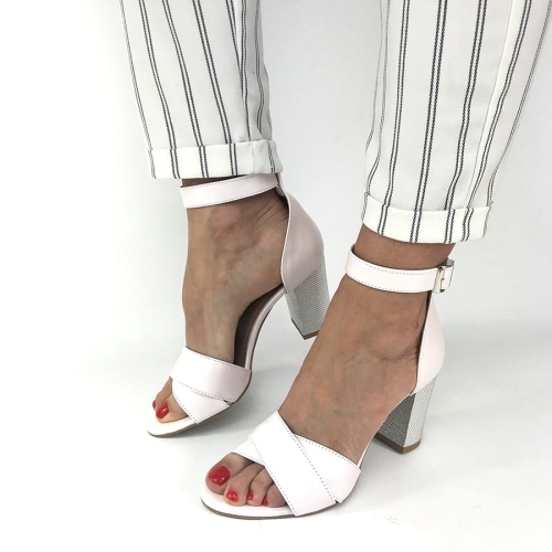 SA056 Różowe Perłowe Skórzane Sandały na Słupku Kati 2597 (36).JPG