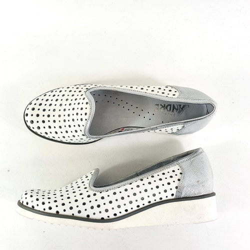 M000 Mokasyny Skórzane Białe Andre (3).jpg