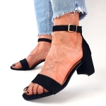 Sandały Czarne Na Niskim Słupku Kendall