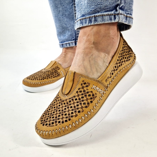 M093 Mokasyny Skórzane Ażurowe T.Sokolski ARA 0712 (6).jpg