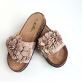 K218 Beżowe Klapki z Profilowaną Podeszwą i Ozdobnymi Kwiatkami Lustilla (7).jpg