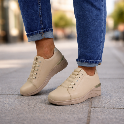 SP223 Beżowe Sneakersy na Koturnie Bandi