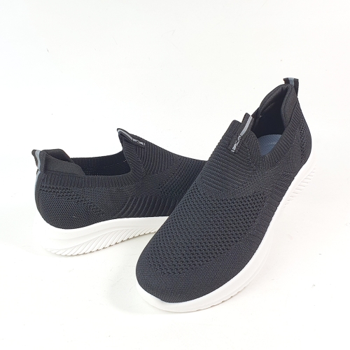 DZ249 Buty Sportowe Czarne Dziecięce wsuwane Apawwa  (1).jpg