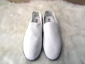 TRAMPKI SLIP ON BIAŁE